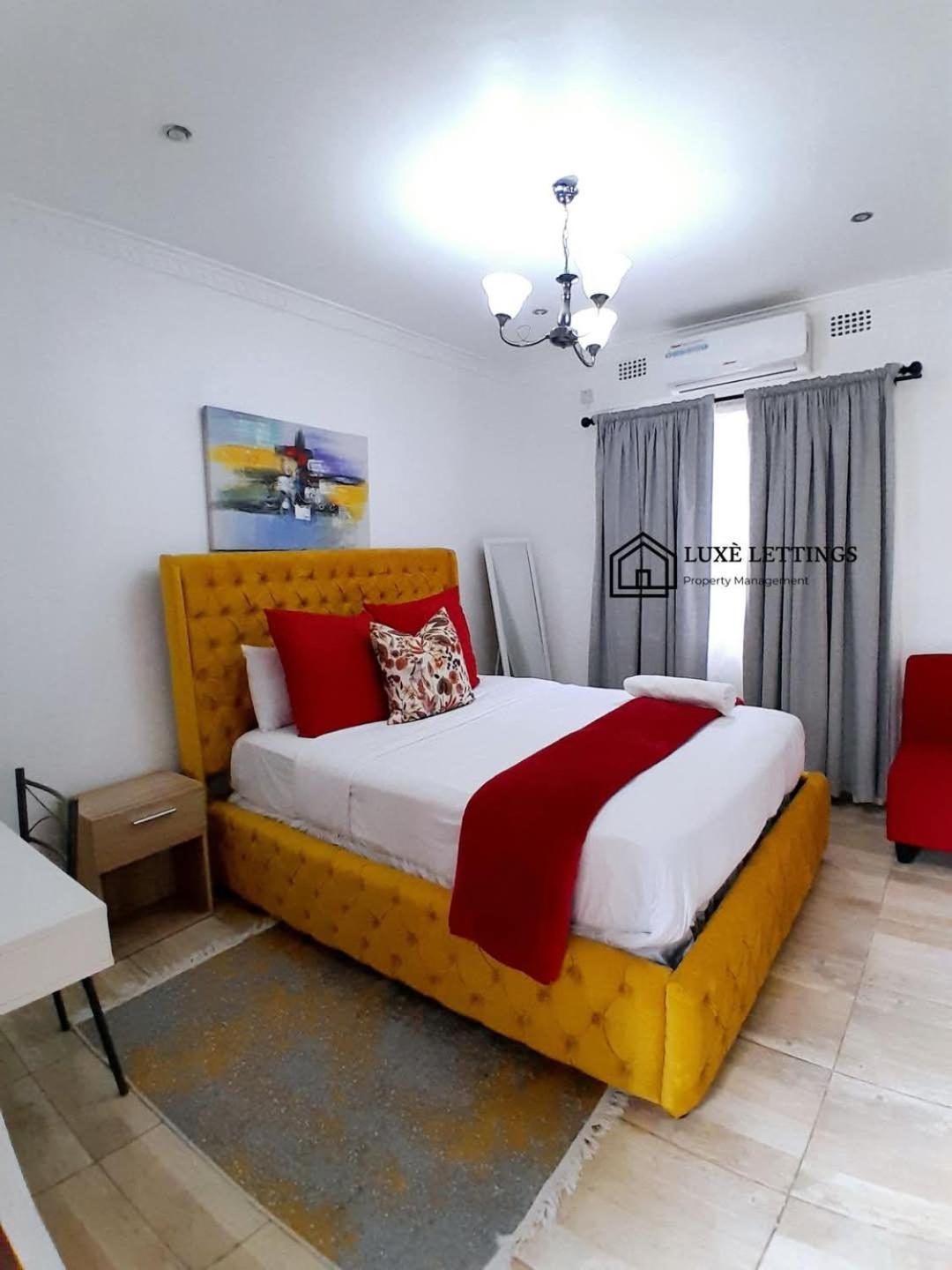 Crystal Apartments Lilongwe Extérieur photo